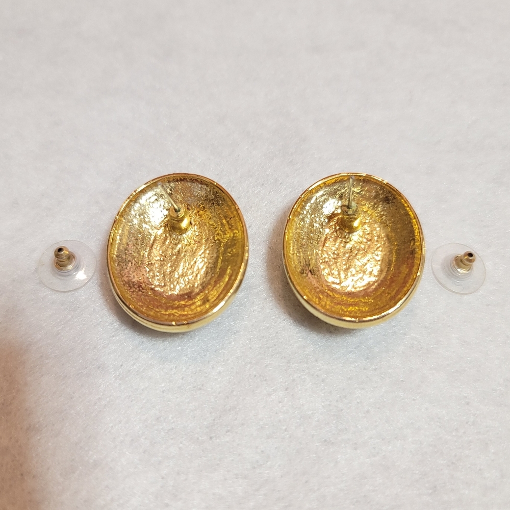 Vintage Galleria Stud Earrings - Enamel & Emerald Glass Oval Cabachon- Pierced - Picture 4 of 5